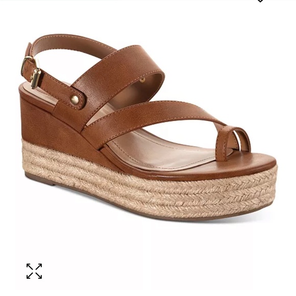 NEW- Women’s 3 inch leather wedge sandal - Picture 1 of 7